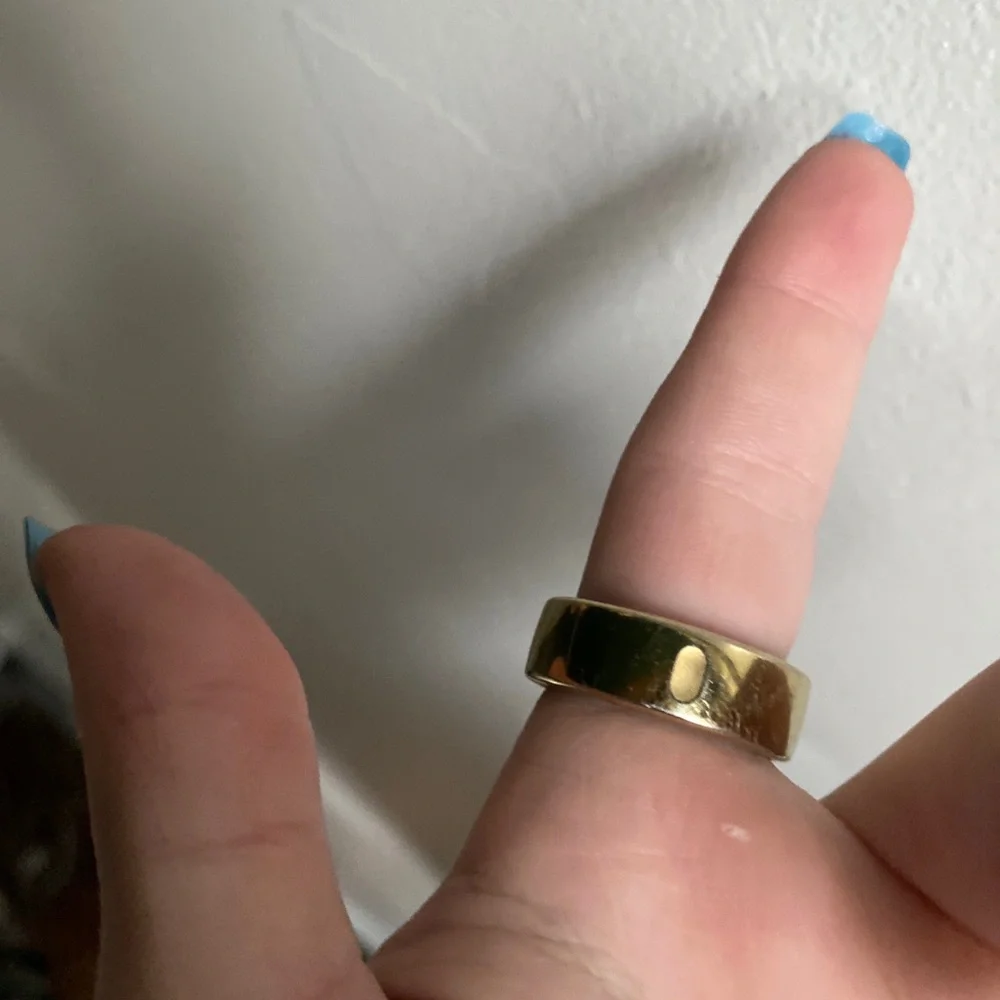 Oura Ring size 9 Gen3 Gold Horizon